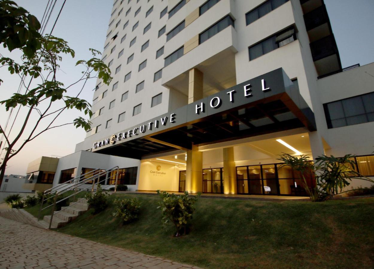 Gran Executive Hotel Uberlândia エクステリア 写真