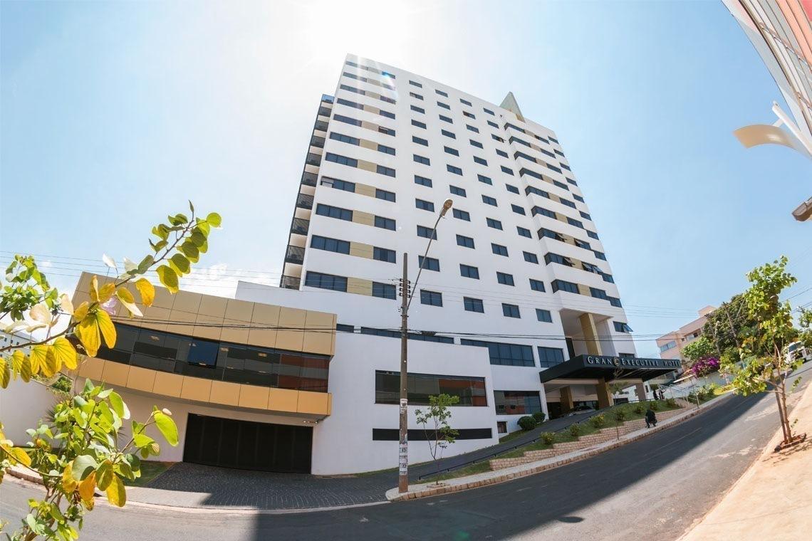 Gran Executive Hotel Uberlândia エクステリア 写真